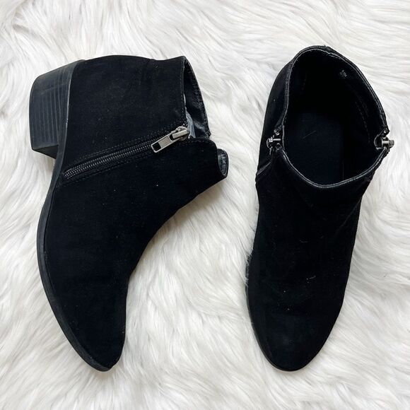 Mia Alex Suede Heeled Zip Up Ankle Booties Black Size 8.5 - Picture 3 of 10